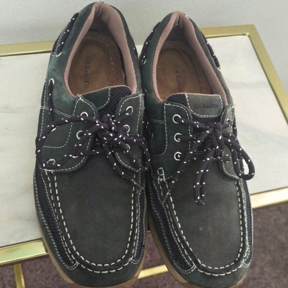 G.H. Bass & Co. Green Boat Earl Navy Loafer for Men Size 10.5